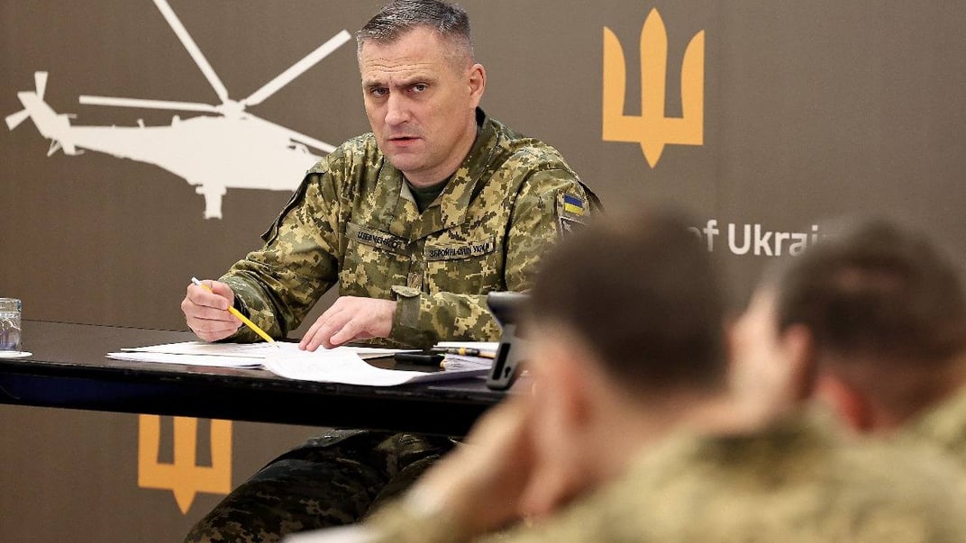 Заступник начальника Генерального штабу ЗС України бригадний генерал Олексій Шевченко проводить нараду