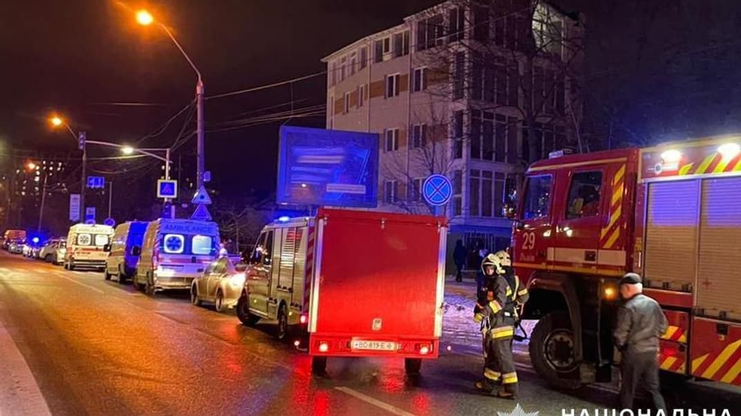 Рятувальні роботи на місці вибуху у Львові, 23 грудня 2023 року