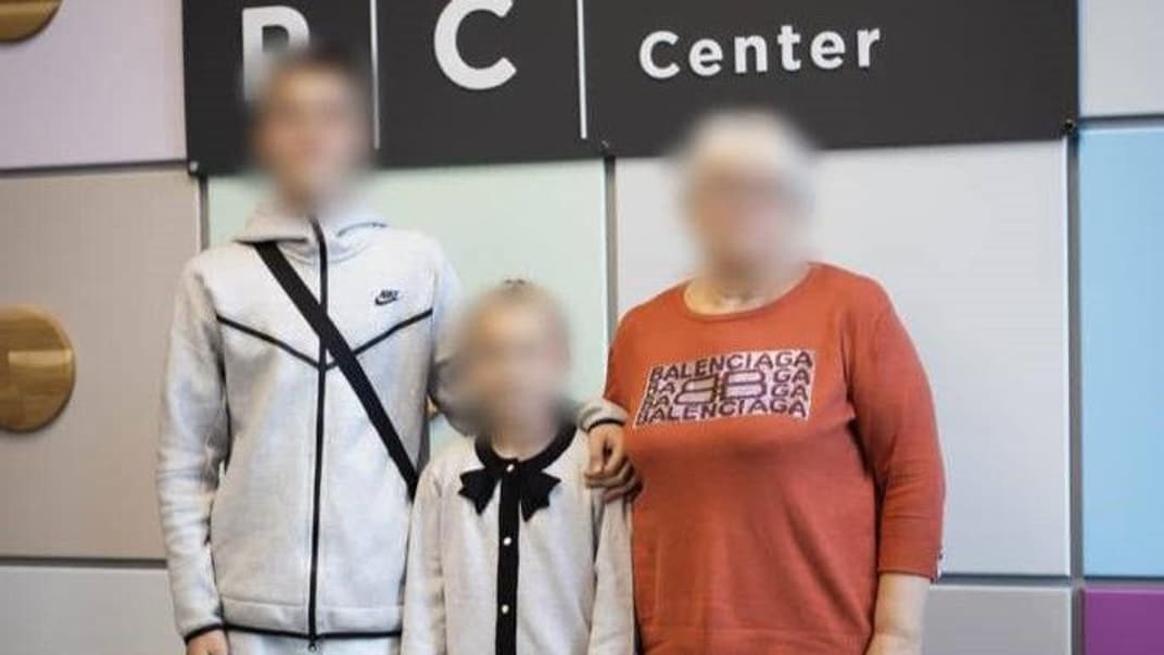 В Україну повернули ще двох дітей