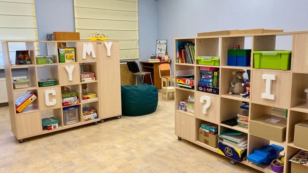 Один із дитячих садків, що працює на базі школи у Дніпрі