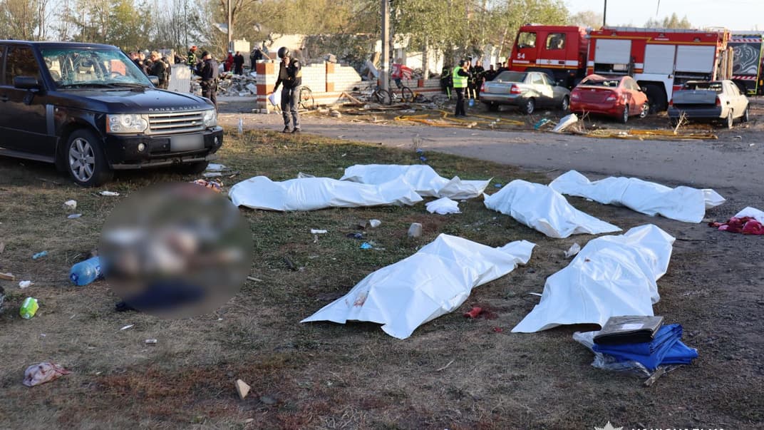 Унаслідок ракетної атаки в селі Гроза Харківської області загинула 51 людина