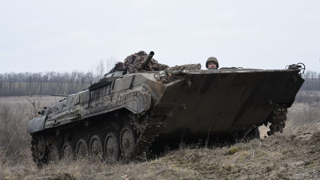 Ілюстративне фото. Українські військові на військовій техніці