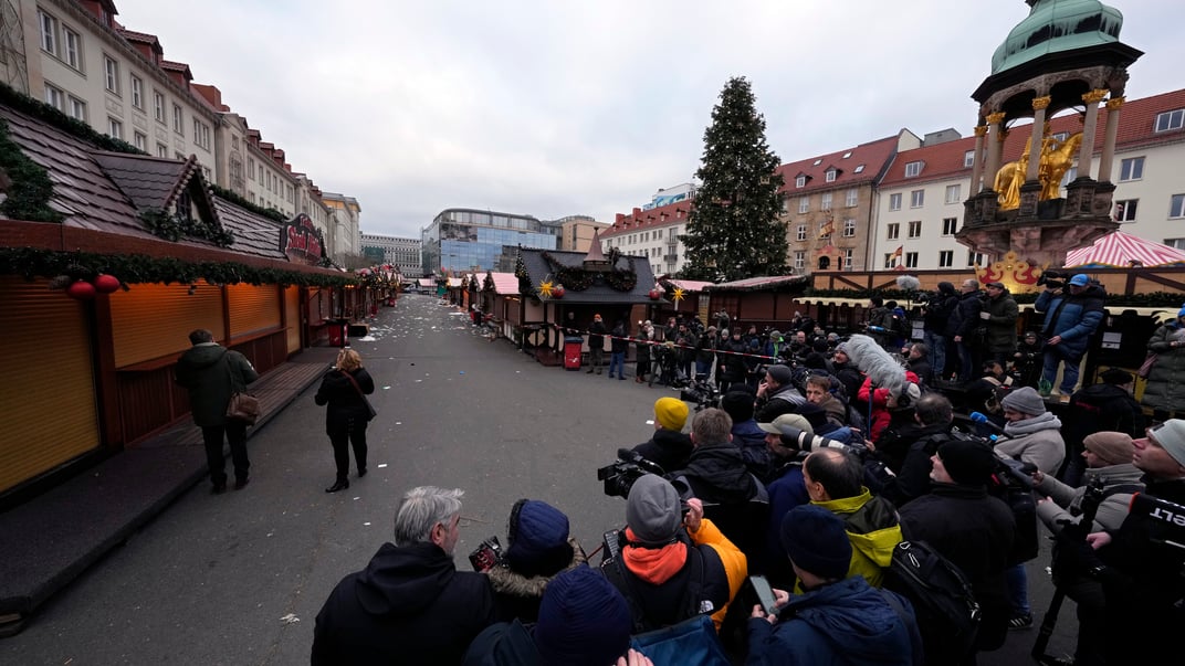 Место наезда на людей на ярмарке в Магдебурге