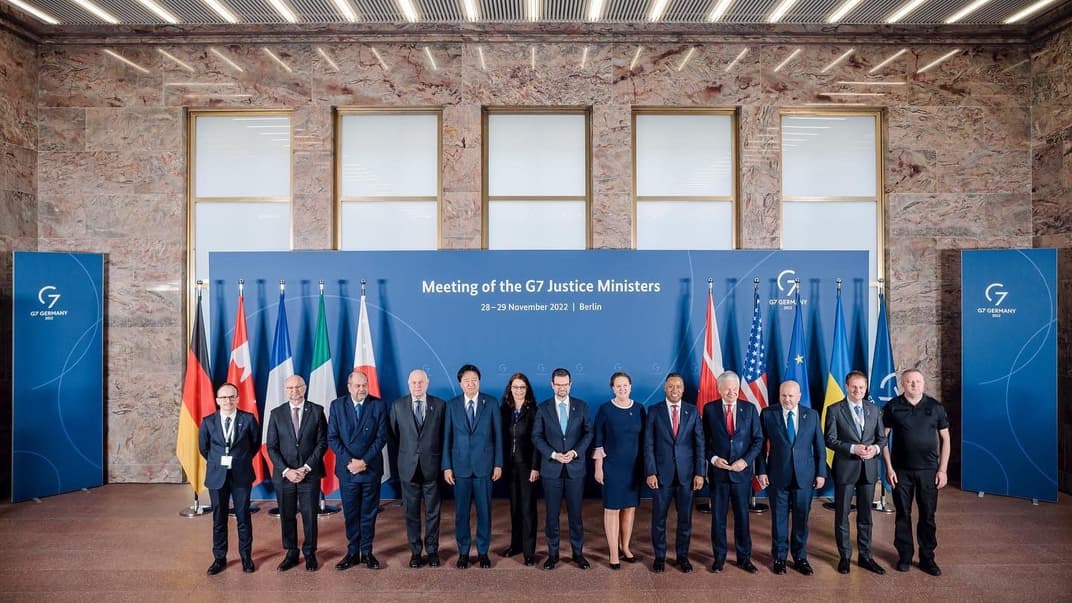 Міністри юстиції країн G7 та міністр юстиції України Денис Малюська (крайній зліва), Берлін, 29 листопада 2022 року