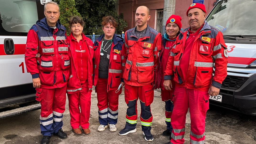 Работники Изюмского отделения экстренной медицинской помощи