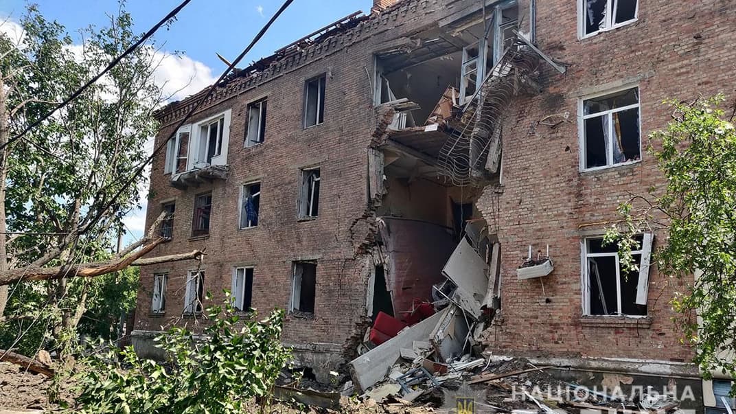 Наслідки російських обстрілів у Донецькій області