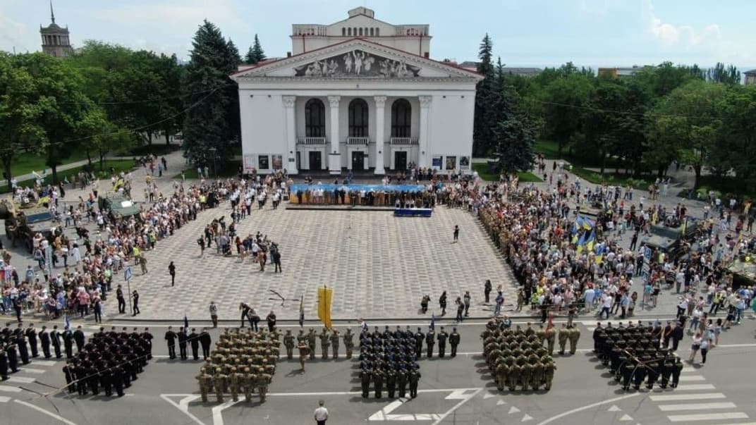 Військовий парад із нагоди сьомої річниці звільнення Маріуполя, 13 червня 2021 року