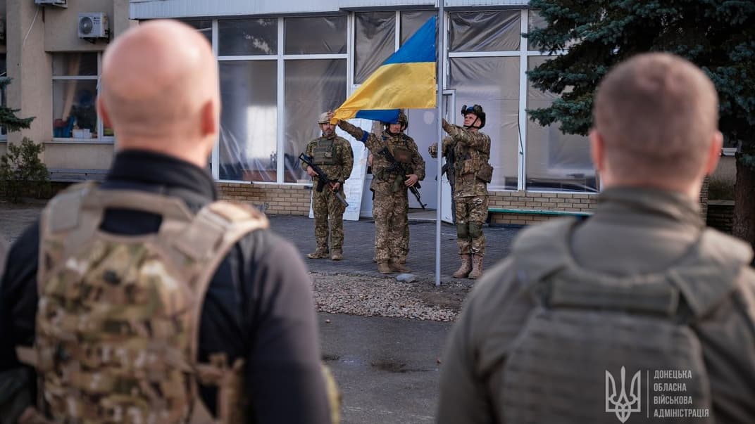 Поднятие украинского флага в Лимане, 4 октября 2022 года