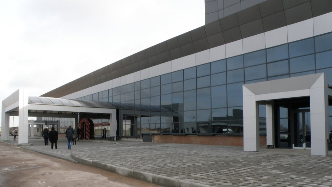 Будівля аеровокзалу в аеропорту «Житомир», 29 січня 2016 року