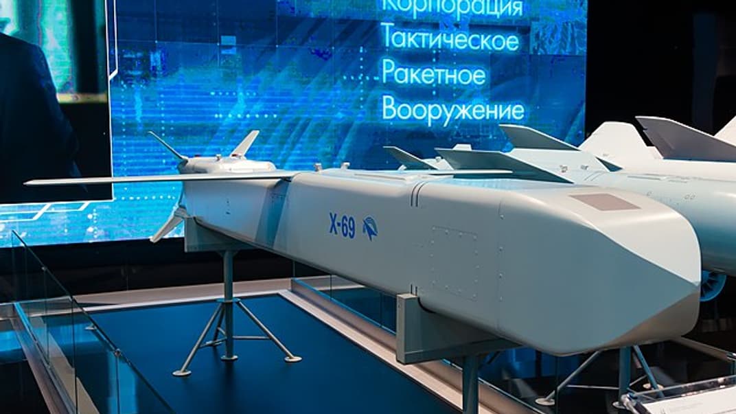 російська ракета X-69