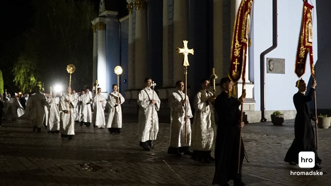 Великоднє богослужіння у Свято-Михайлівському Золотоверхому соборі