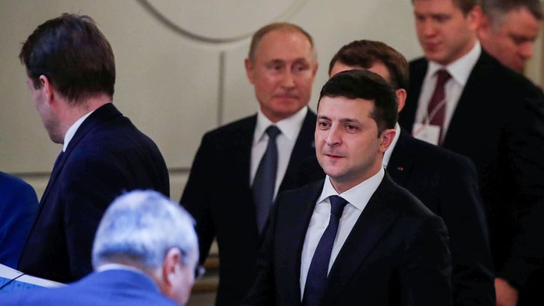 Президент України Володимир Зеленський та президент РФ Володимир Путін на саміті «нормандської четвірки» у Парижі