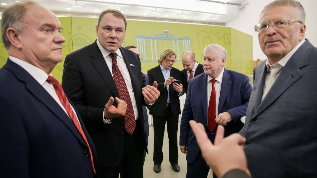 Віцепрезидентом ПАРЄ від РФ став Петро Толстой (у центрі), архів 