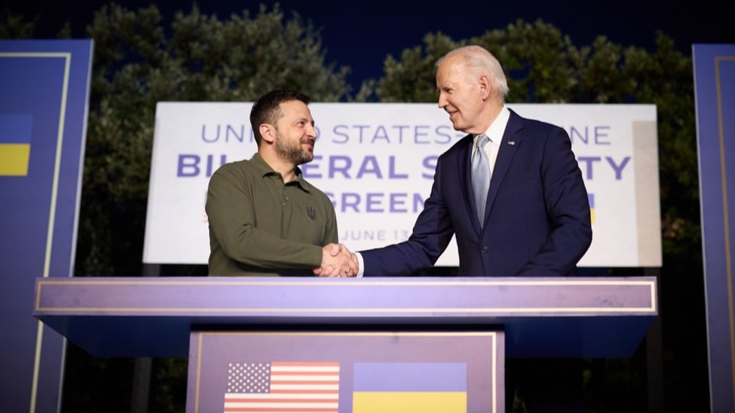 Президенти України та США Володимир Зеленський та Джо Байден під час зустрічі 13 червня 2024 року