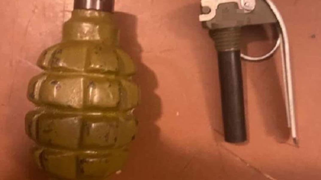 Правоохоронці в київському метро знайшли в пасажира гранату «Ф-1»