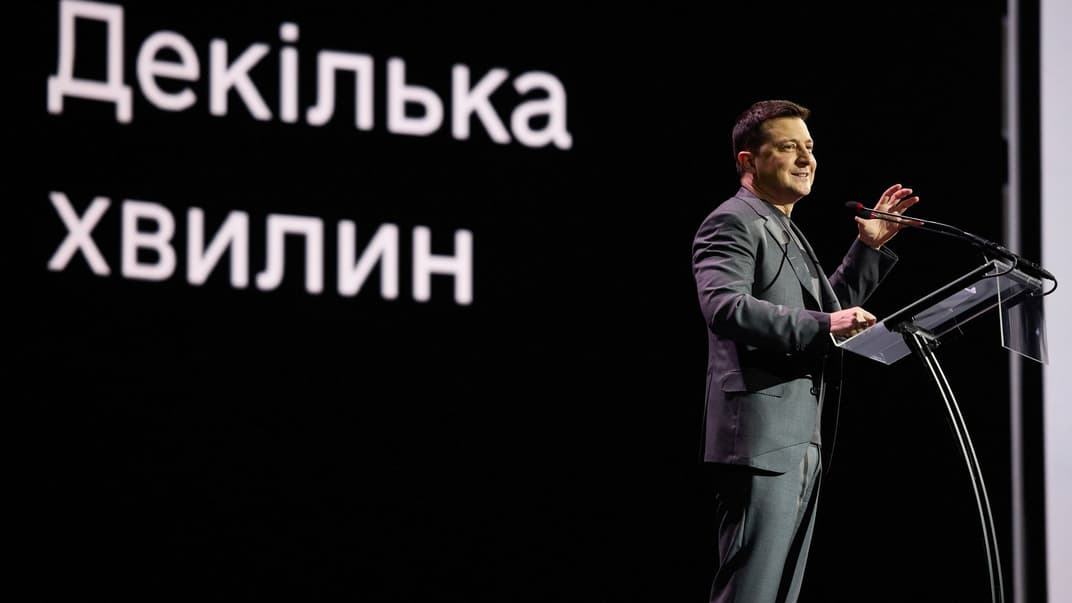 Президент Украины Владимир Зеленский рассказывает об успехах применения приложения «Дія» на третьем Diia Summit, 8 февраля 2022 года