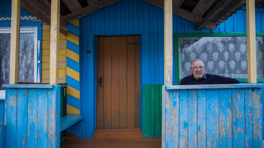 Михайло, один з п'яти жителів села Кукшиново, що залишилися