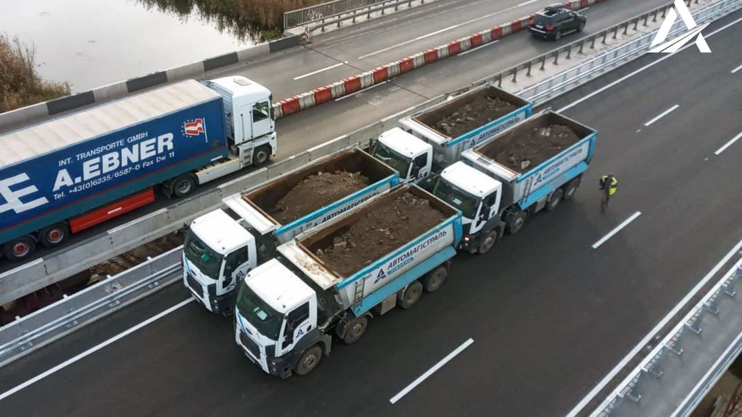 Отстроенный мост через Житомирскую трассу