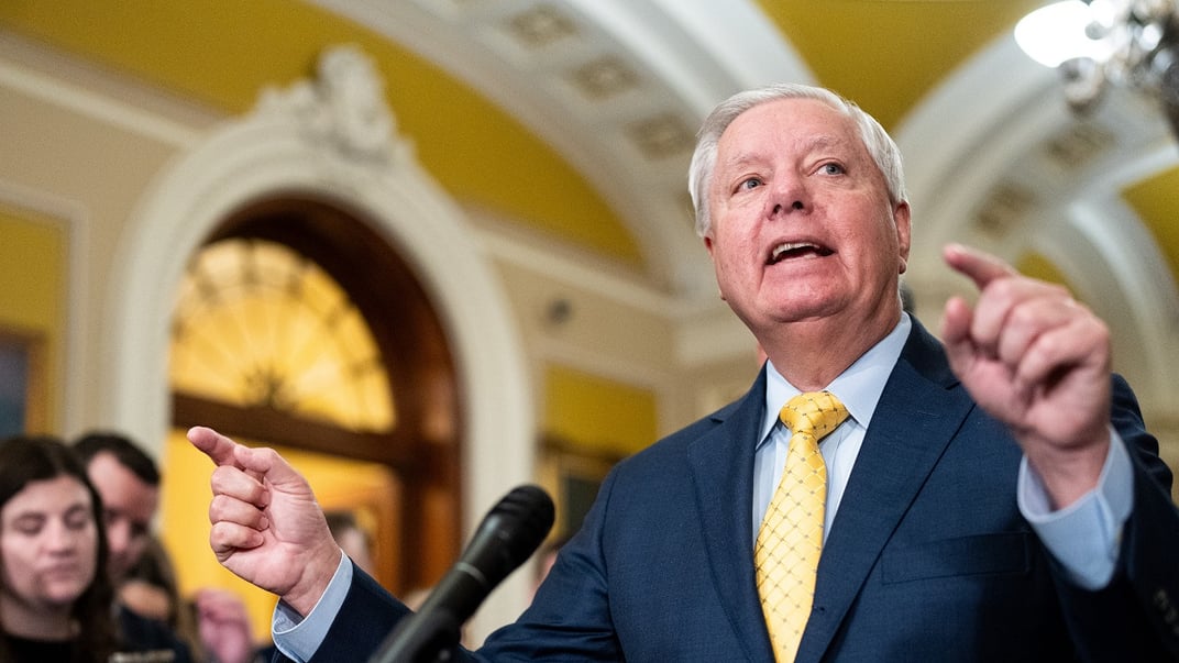 Сенатор США Ліндсі Грем виступає під час пресконференції республіканців Сенату в Капітолії, 11 лютого 2025 року