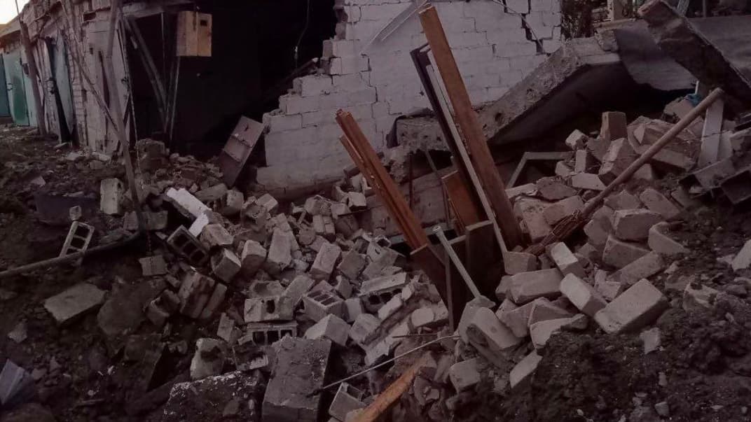 Наслідки удару по Запоріжжю та селищу в Запорізькому районі