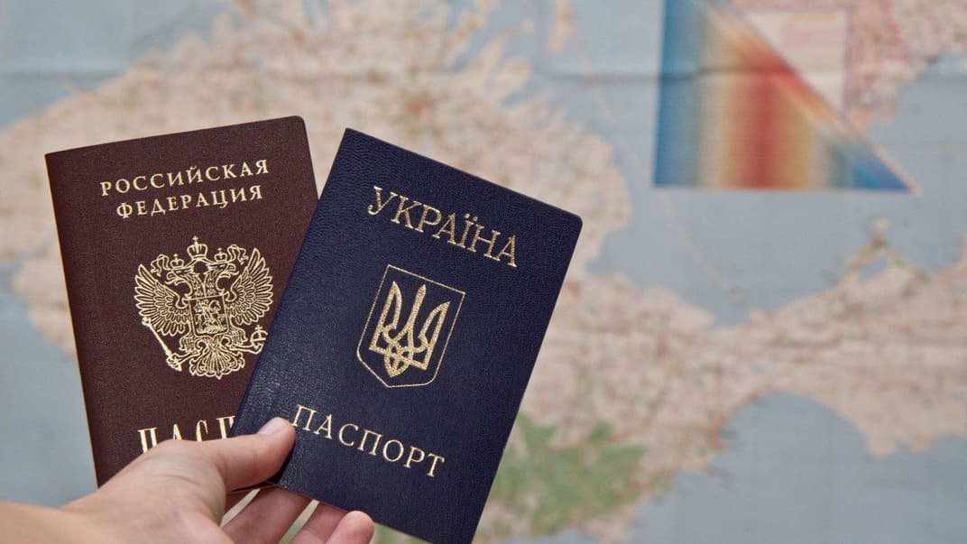 Паспорт громадянина України та паспорт громадянина росії, квітень 2014 року