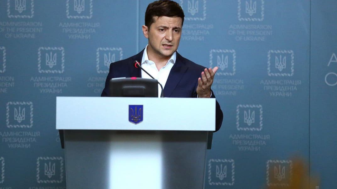 Президент України Володимир Зеленський під час брифінгу в Києві, 27 червня 2019 року  
