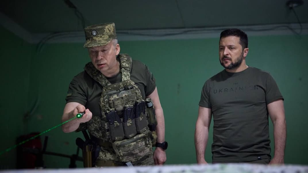 Олександр Сирський та Володимир Зеленський під час робочої поїздки на Донеччину в червні 2023 року