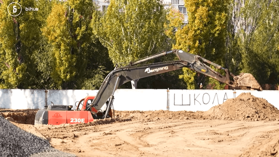 В Херсоне строят школы связанные с властью подрядчики