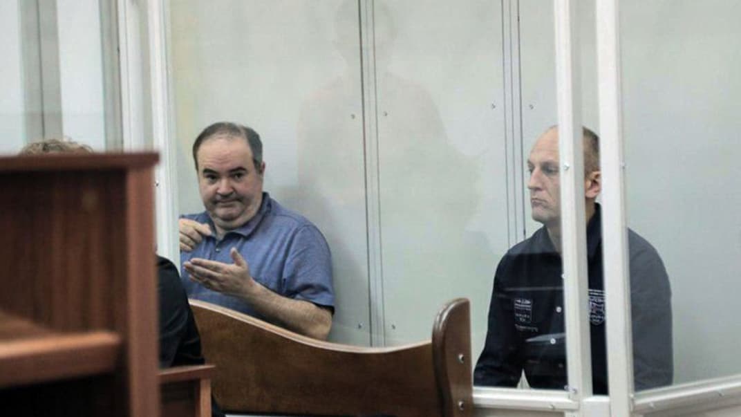 Борис Герман (ліворуч) під час засідання Шевченківського суду Києва у справі про замах на вбивство журналіста Аркадія Бабченка, Київ, 18 липня 2018 року