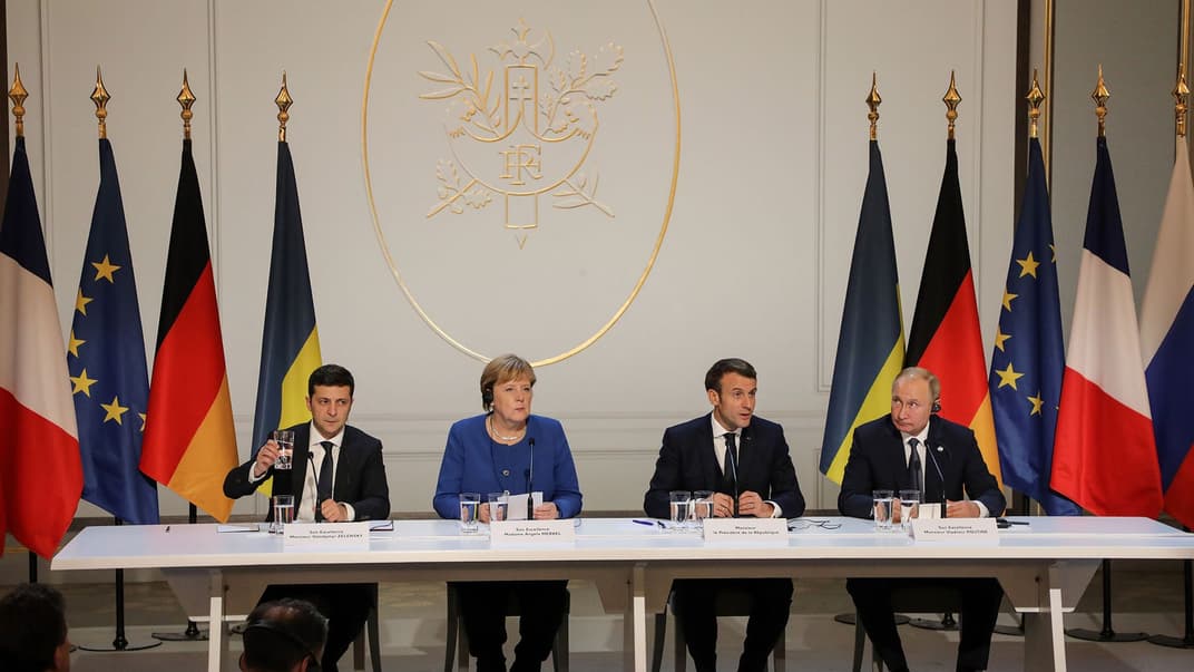 (Слева направо) Президент Украины Владимир Зеленский, канцлер ФРГ Ангела Меркель, президент Франции Эммануэль Макрон, президент РФ Владимир Путин, Париж, 10 декабря 2019 год