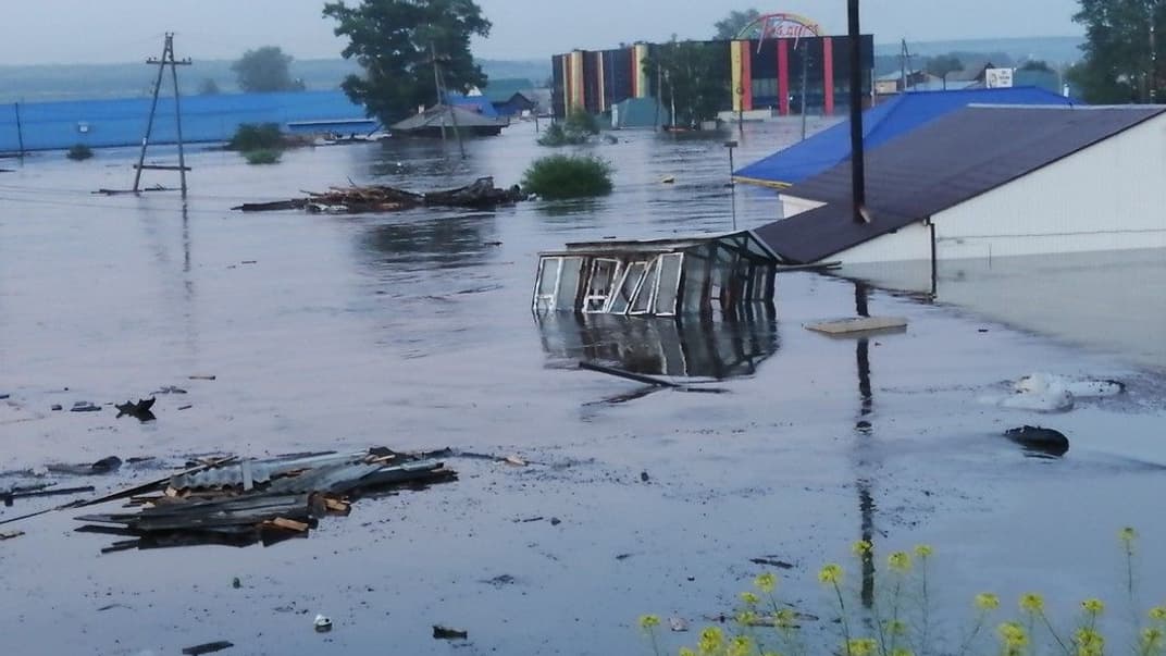 В Іркутській області через сильний паводок ввели режим надзвичайного стану. Є загиблі