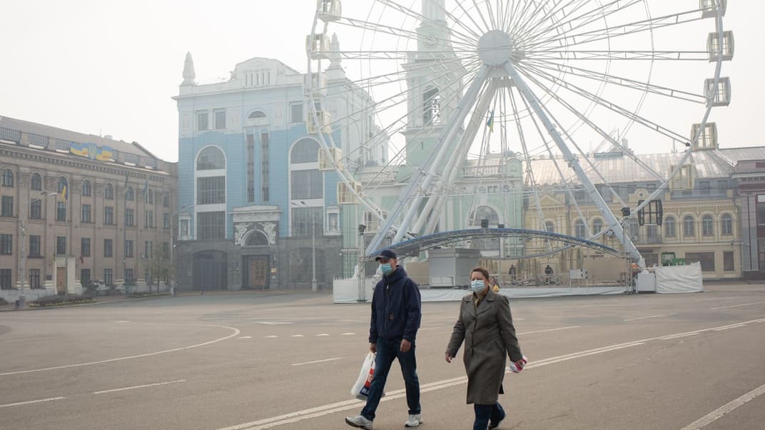 Індекс забруднення повітря у Києві в суботу 18 квітня становив 316 пунктів при нормі у 50 пунктів, це був максимум на той день забруднення повітря у світі, 18 квітня 2020 року
