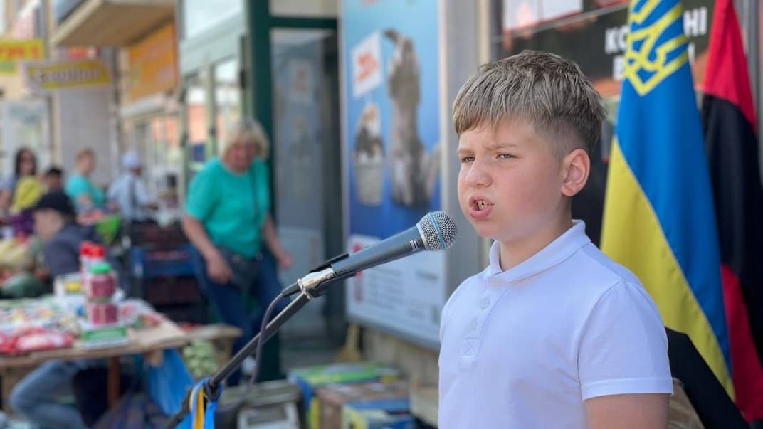 Виконавець Юрій Напора збирає кошти для ЗСУ