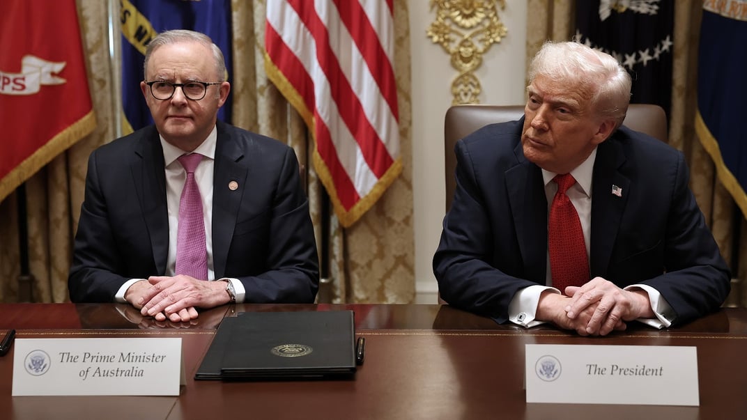 Прем’єр-міністр Австралії Ентоні Албаніз та президент США Дональд Трамп спілкуються з журналістами під час двосторонньої зустрічі в Білому домі