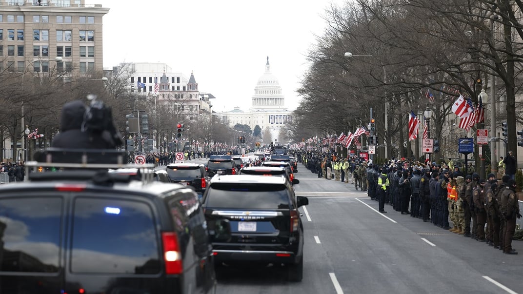 Кортеж прямує до Капітолія США на інавгурацію новообраного президента США Дональда Трампа 20 січня 2025 року у Вашингтоні