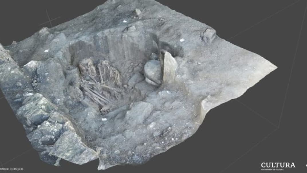 В Мексике во время строительства железной дороги обнаружили сотни артефактов майя