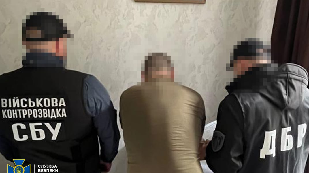 Правоохоронці підозрюють посадовця військової частини в нарахуванні «бойових» бійцям, які не були на передовій