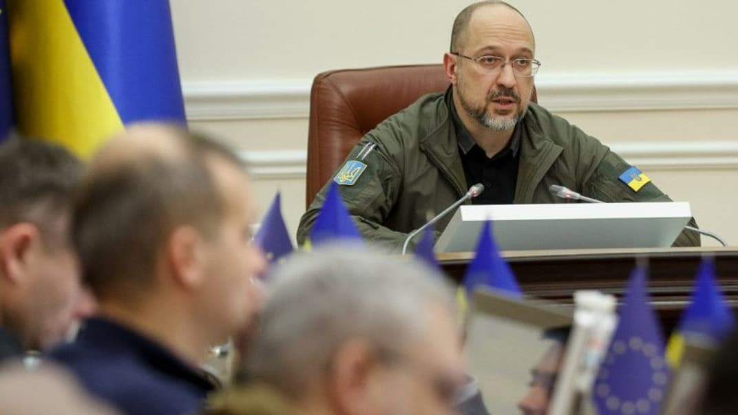 Премьер-министр Украины Денис Шмыгаль на заседании правительства