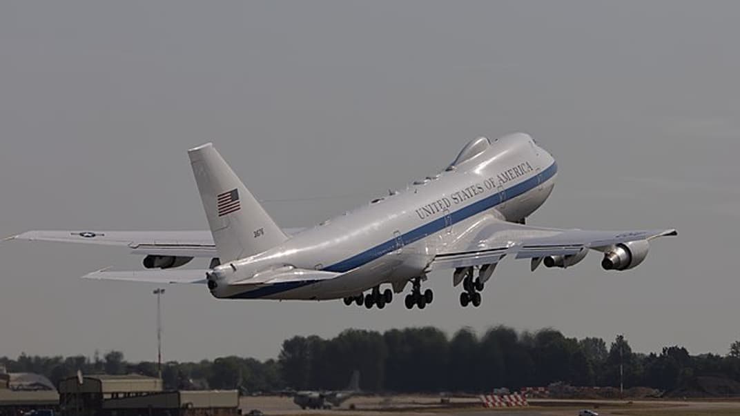 Літак «Судного дня» E-4B