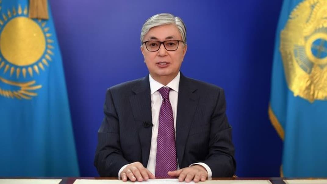 Виконувач обов’язків президента Казахстану Касим-Жомарт Токаєв, ставленик екс-глави держави Нурсултана Назарбаєва перемагає на вибоаї