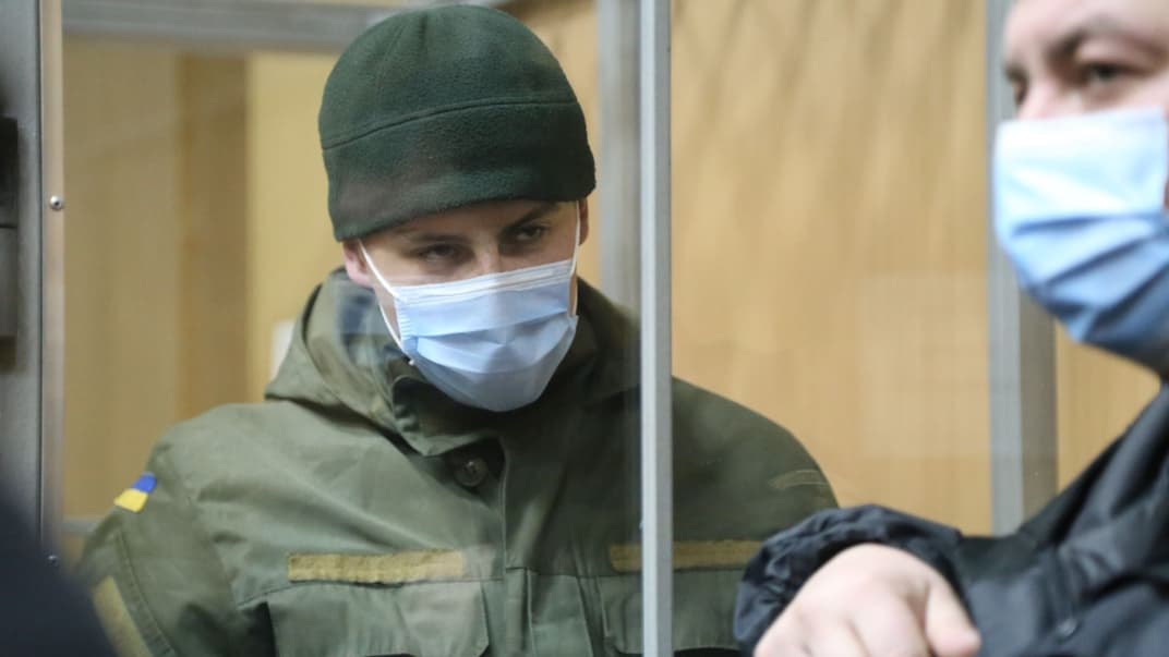 Нацгвардієць Артемій Рябчук, якого підозрюють у вбивстві товаришів по службі на заводі «Південмаш», у залі суду