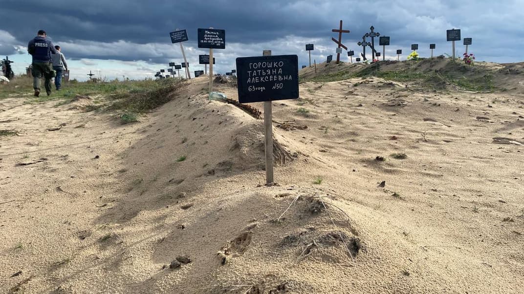 Захоронение погибших гражданских, 5 октября 2022 года