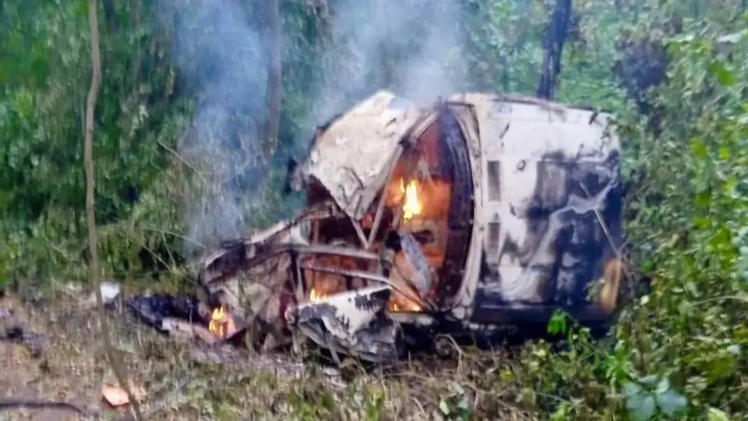 Автомобиль, который подорвался на российской мине в Харьковском районе