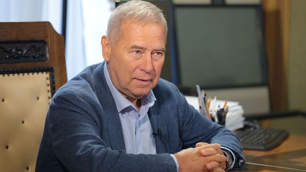 Андрій Сибірний, директор Інституту біології клітин НАНУ. Він виграв грант Національного фонду досліджень України на розробку вакцини від коронавірусу