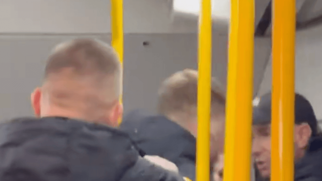 У Польщі чоловіки напали на українця