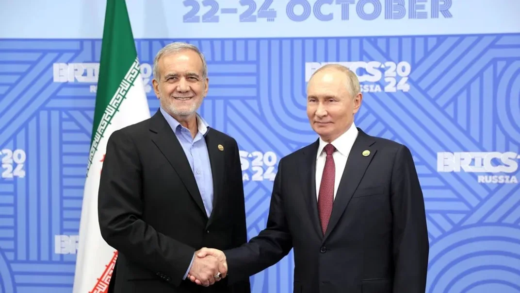Масуд Пезешкіян та володимир путін на саміті БРІКС, 23 жовтня 2024 року