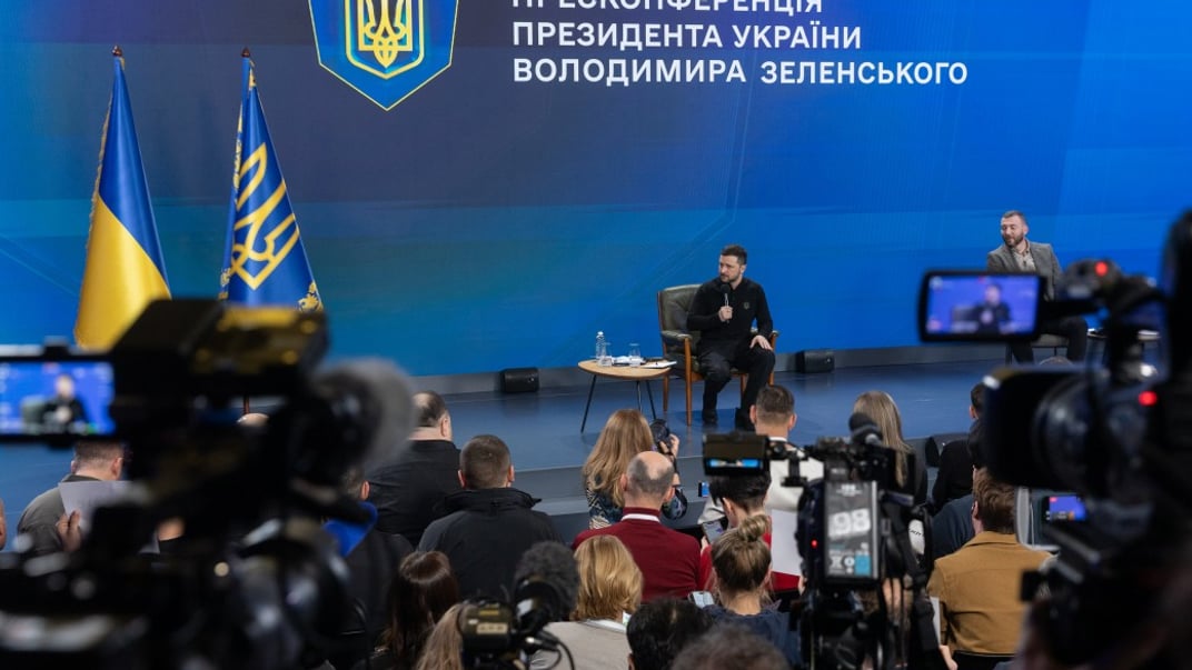 Володимир Зеленський під час пресконфренції на форумі «Україна. Рік — 2025» Володимир Зеленський під час пресконфренції на форумі «Україна. Рік — 2025»