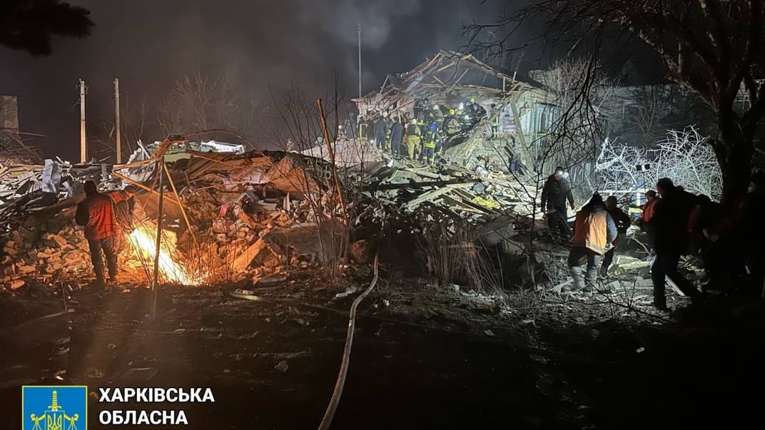 Последствия атаки россиян на поселок Великий Бурлук в Харьковской области, 14 февраля 2024 года