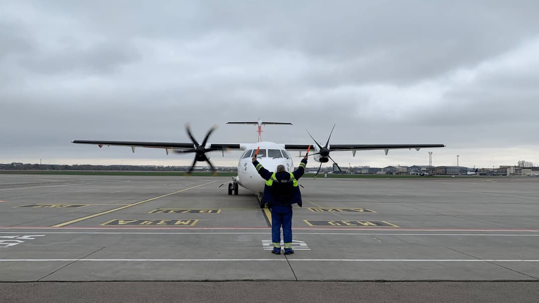 В Украину прибыли 117 тысяч доз вакцины Pfizer — это первая партия препарата в рамках COVAX