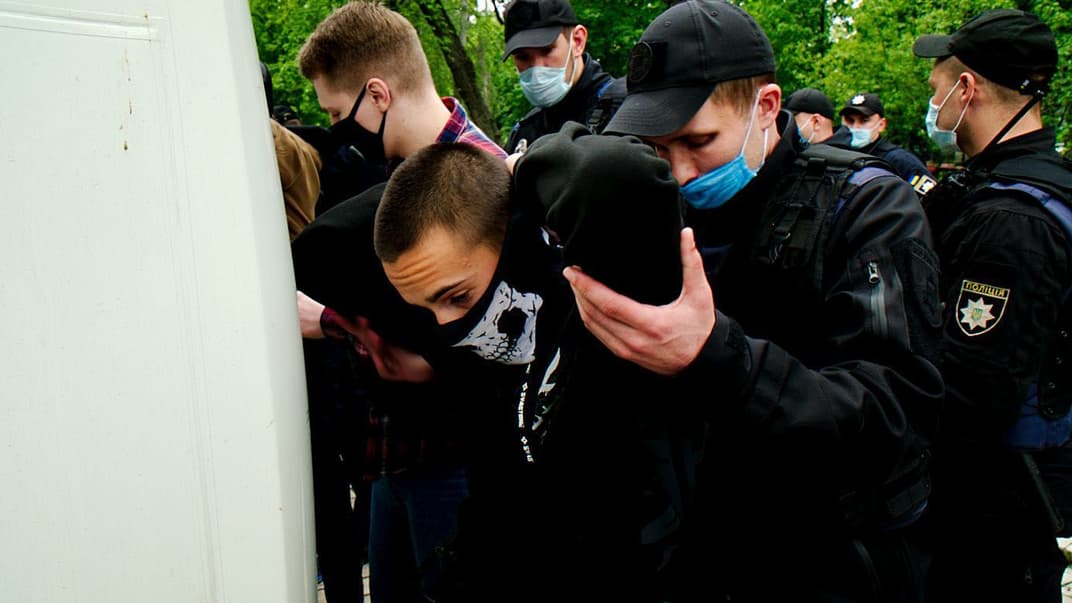 В Киеве задержали до 10 человек на акции против полицейского произвола в Украине от KyivPride, 5 июня 2020 года